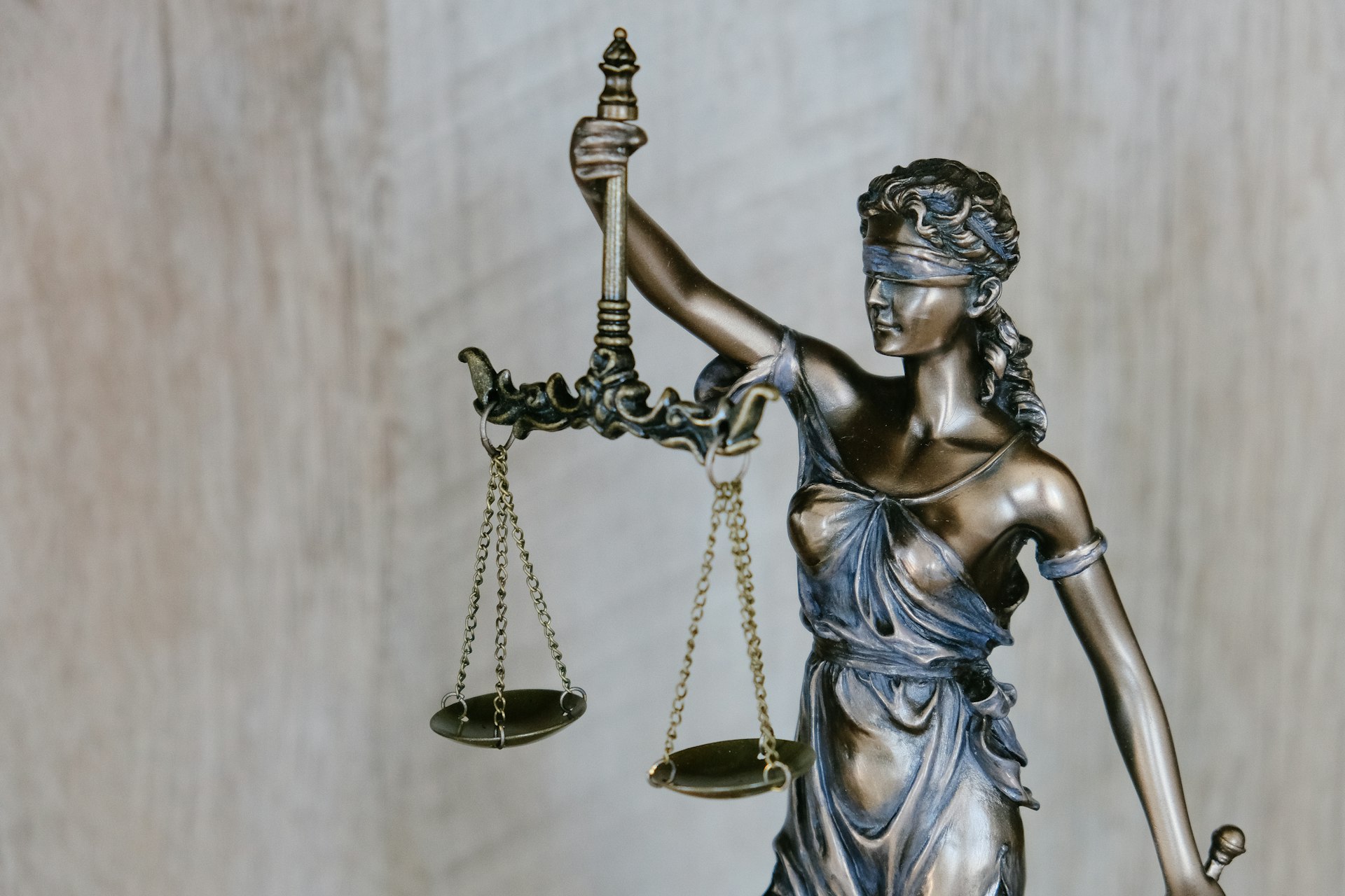 Law Firms — Built the Hybrid Way.